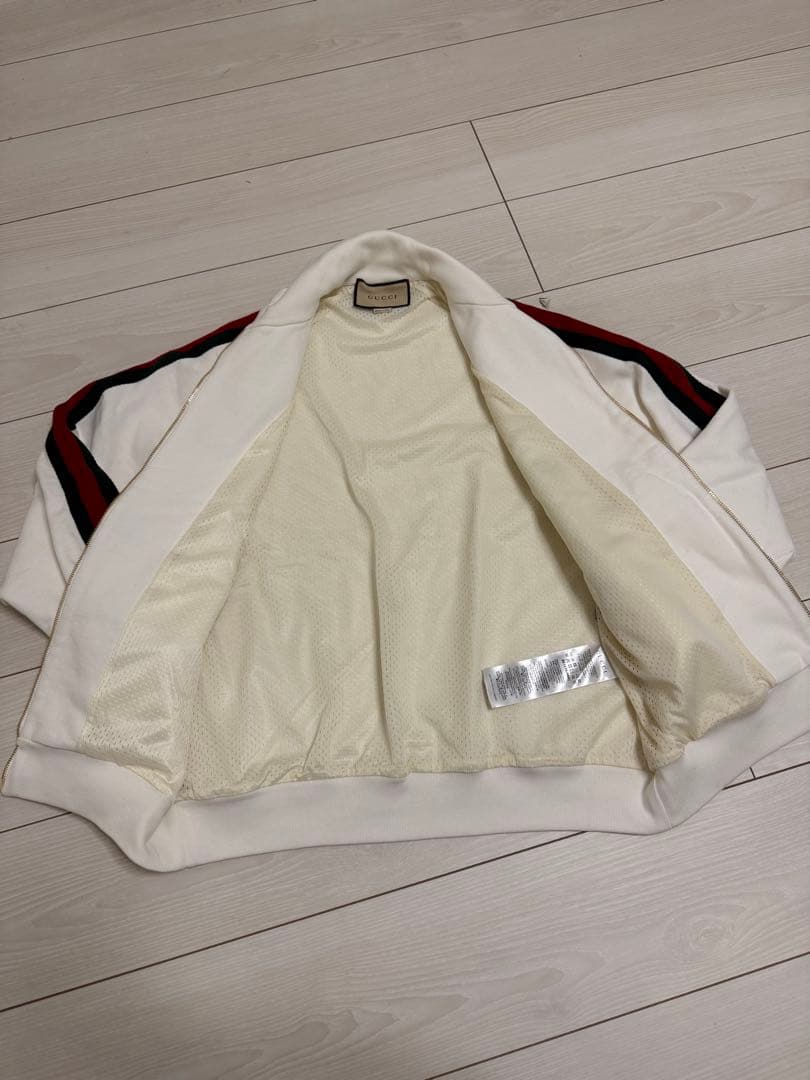 破格！！GUCCIグッチジップアップ　ジャージ