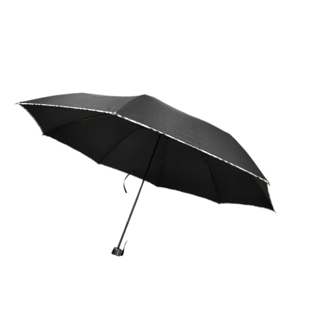 ［新品］Burberry バーバリー　折りたたみ傘 ブラック　黒　ノバチェック