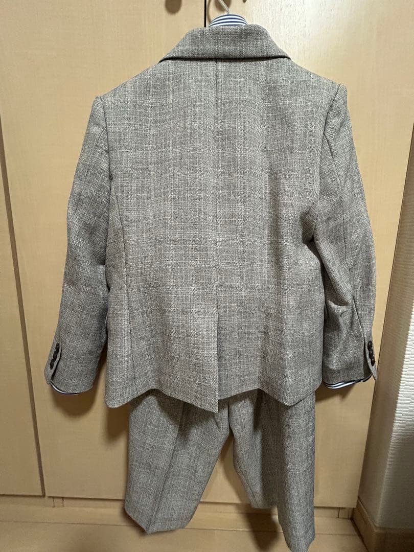 petit main グレージャケット+ショートパンツ