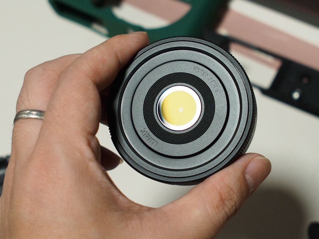 Lumix 26mm F8 ほぼ新品L-mount