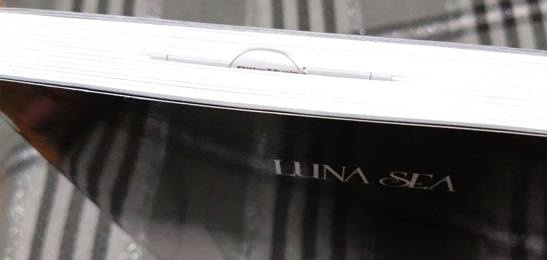 バンドスコア　LUNA SEA LUV