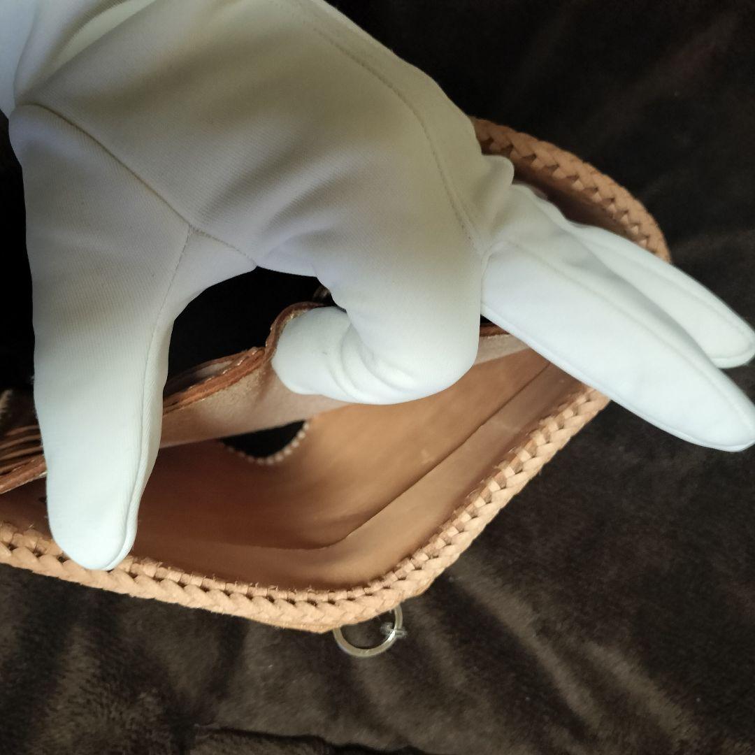 超高級レザー使用　ヌメ革　栃木レザー 二つ折り財布 ボタン付