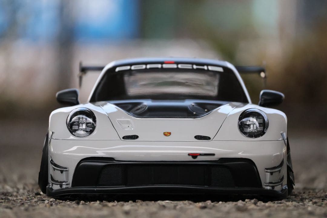 タミヤ 1/10 ポルシェ GT3 R (992) 未使用　実車塗料　ボディ