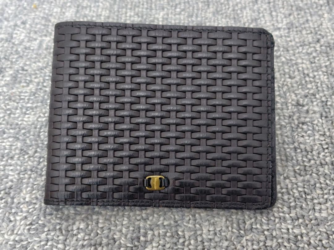 新品未使用 Salvatore Ferragamo 二つ折り財布 ブラック 箱付