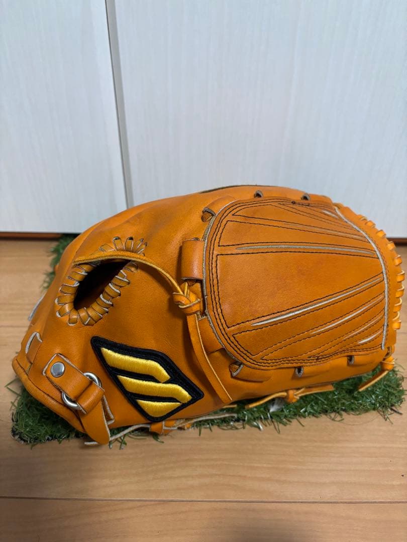 プロ支給品　実使用　ビックM ミズノプロ　投手　ファーストバック　Mマーク