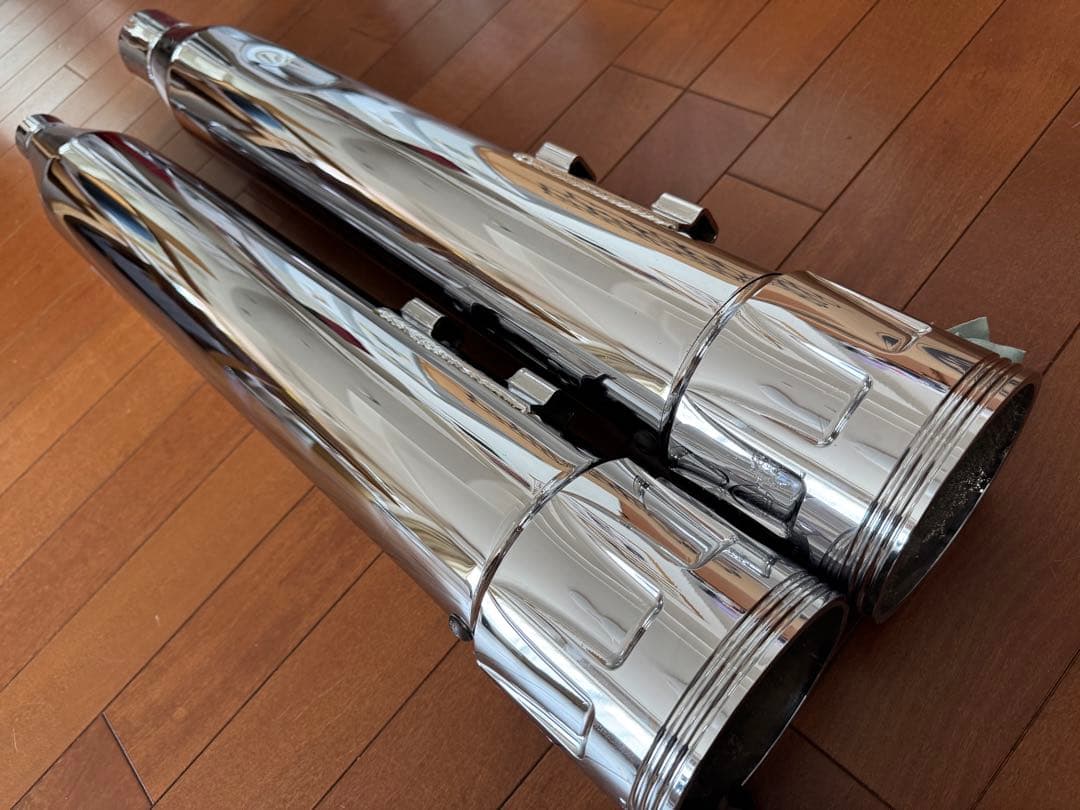 ハーレーダビッドソン スリップオンマフラー ポールヤフィ