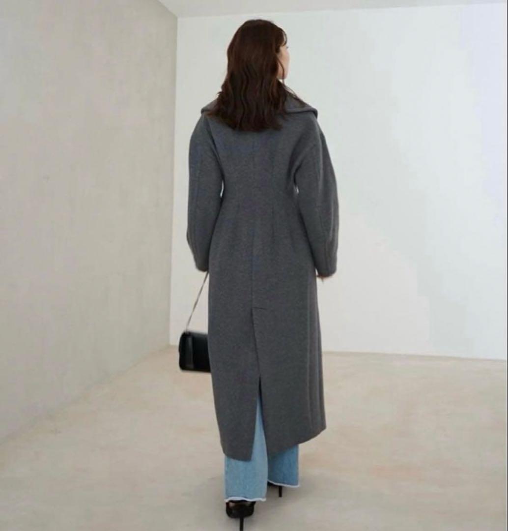 ジャケット・アウター laubeblanc Cape collar Narrow line coat