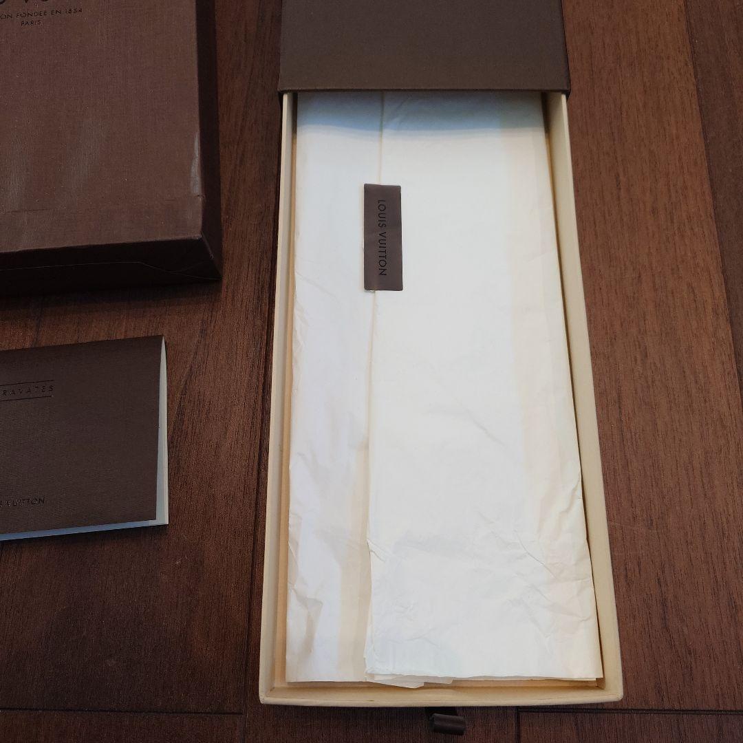 《ほぼ未使用》LOUIS VUITTON ストライプ ネクタイ