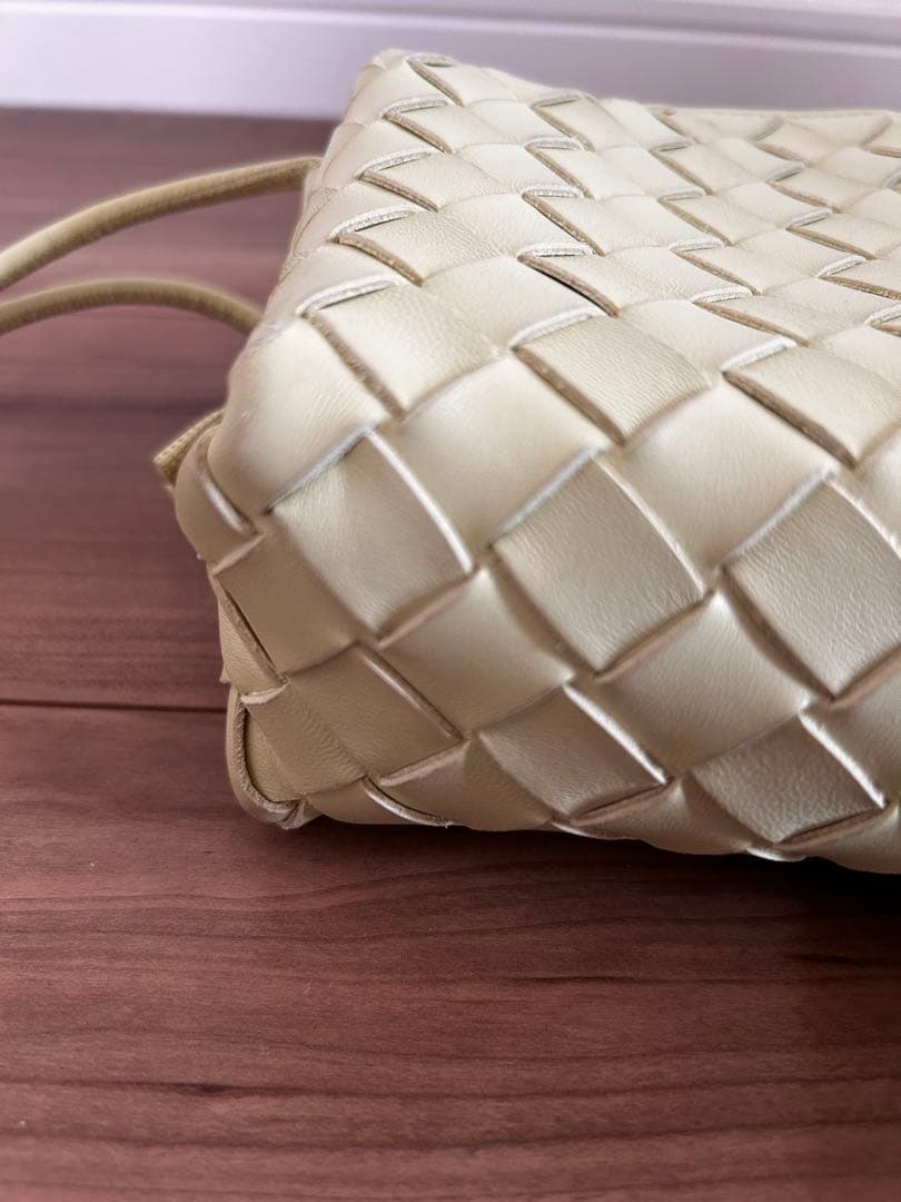 BOTTEGA VENETA ショルダーバッグ レモンウォッシュド