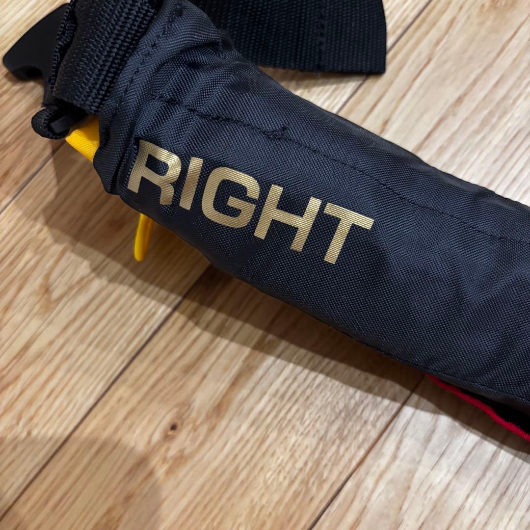 ［超美品］VARIVAS ライフジャケット