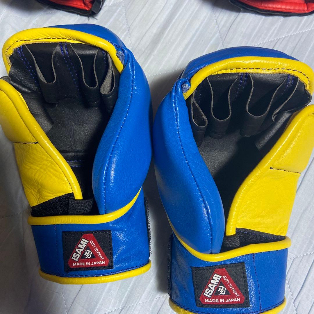 ISAMI パウンドグローブ 青/黄色 ミット