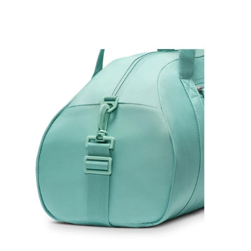 海外限定！ナイキ ボストンバッグ ティファニーブルー 水色