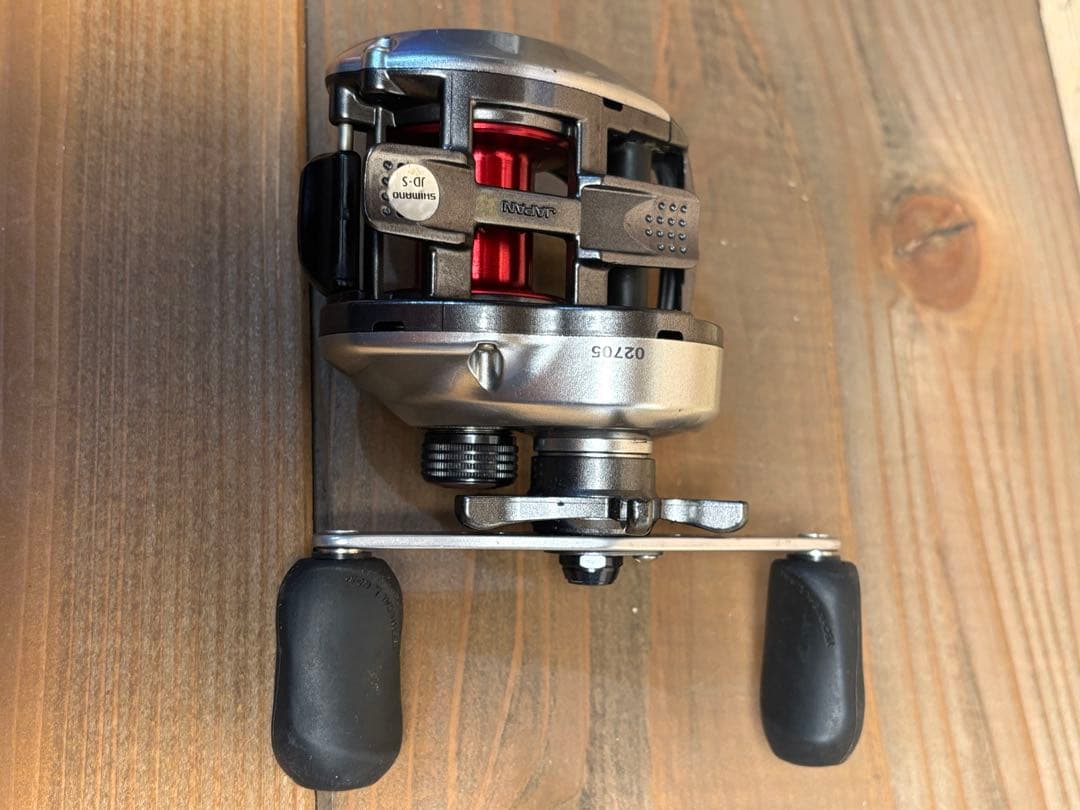 スコーピオン DC ベイトリール 6.3:1 左