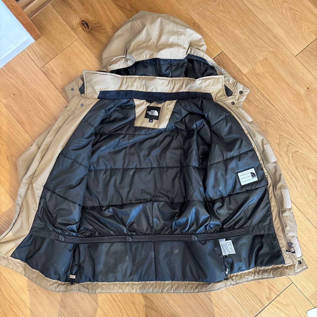 THE NORTH FACE ウィンタージャケット　ベージュ スノーウェア
