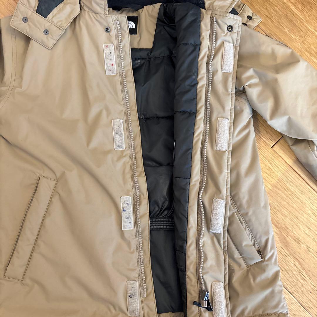 THE NORTH FACE ウィンタージャケット　ベージュ スノーウェア