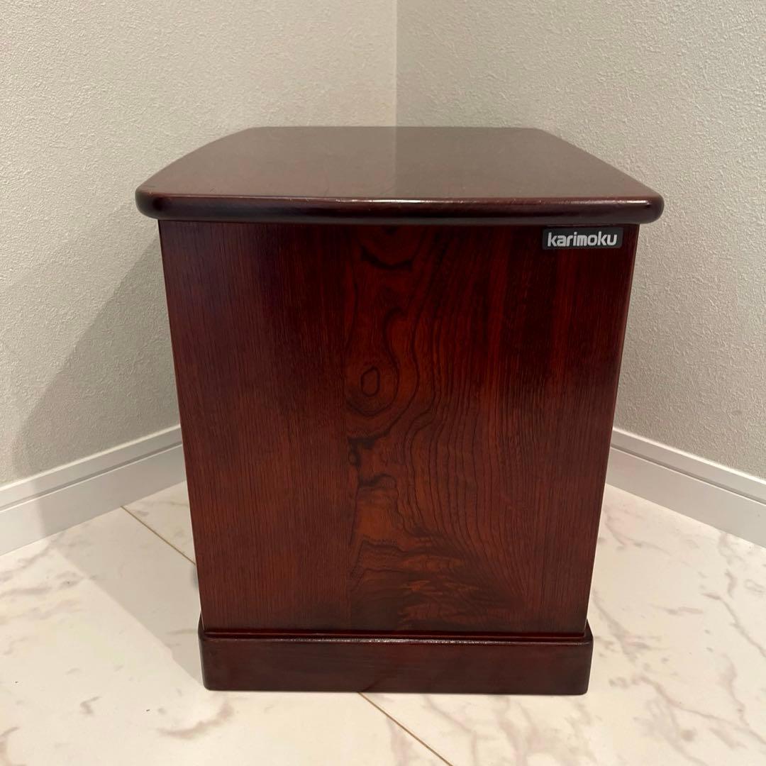 カリモク　ナイトテーブル　サイドテーブル　木製　引き出し付き　花台　ランプ台