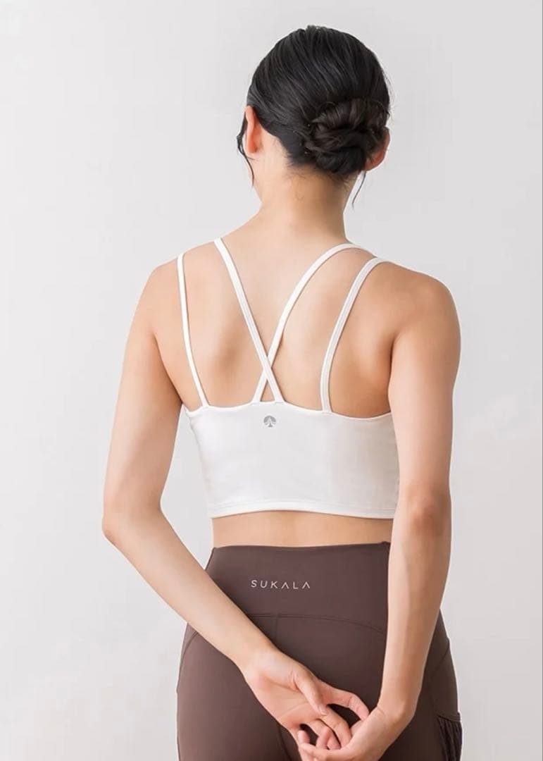 【SUKALA】ブラトップ付きフラワーレース トップス　Lサイズ　オフホワイト