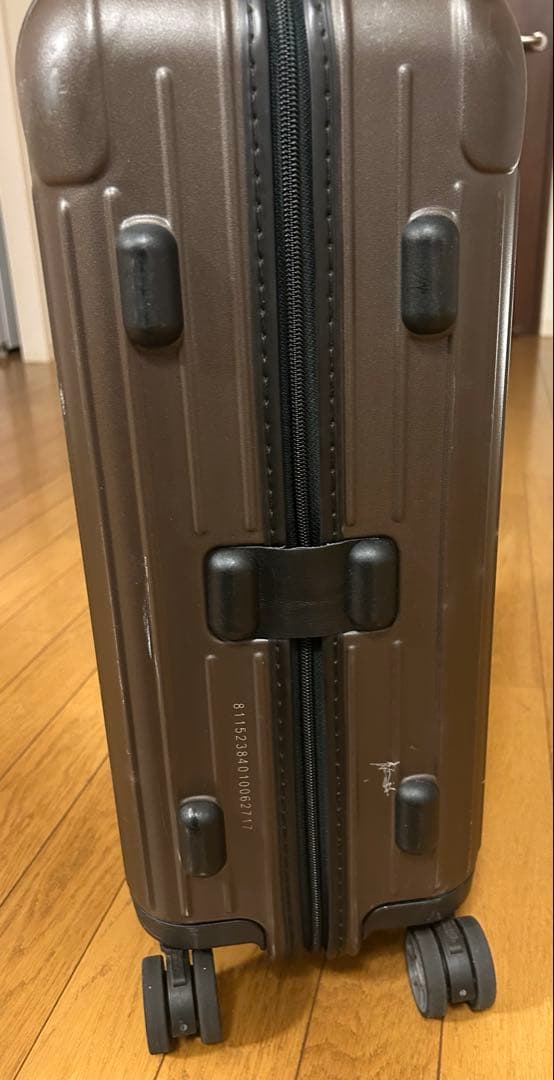 RIMOWA リモワ　サルサ エッセンシャル　キャビン　ブラウン　4輪