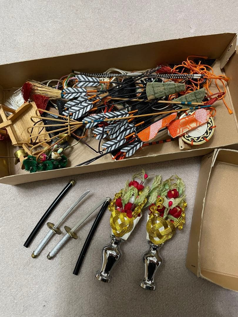 【★ぷーたんママさん専用★】雛人形　お雛様、お内裏様、三人官女、5人囃子のみ