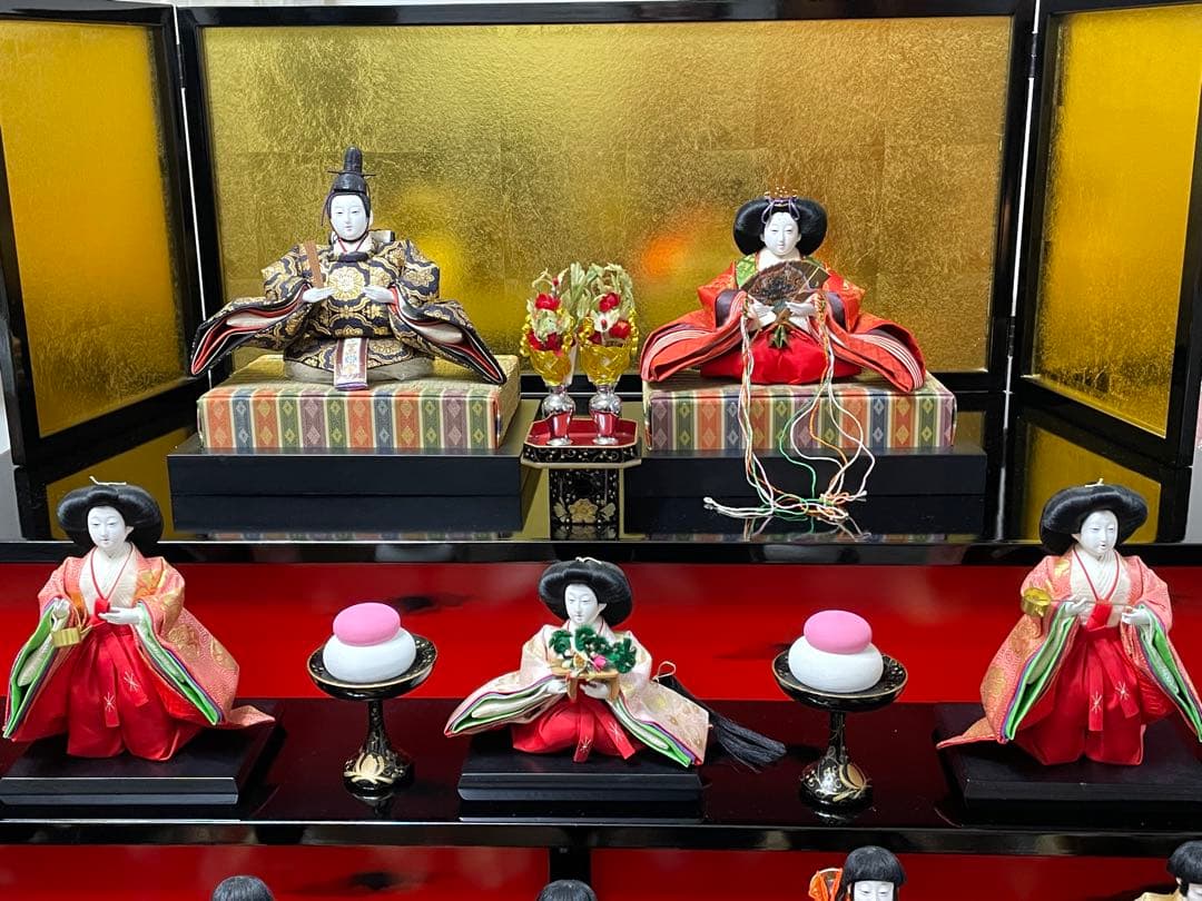 【★ぷーたんママさん専用★】雛人形　お雛様、お内裏様、三人官女、5人囃子のみ