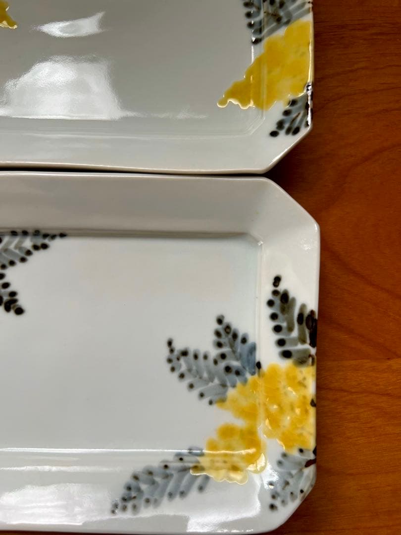 九谷焼 九谷青窯 横井佳乃 色絵ミモザ 隅切長皿 くたにせいよう