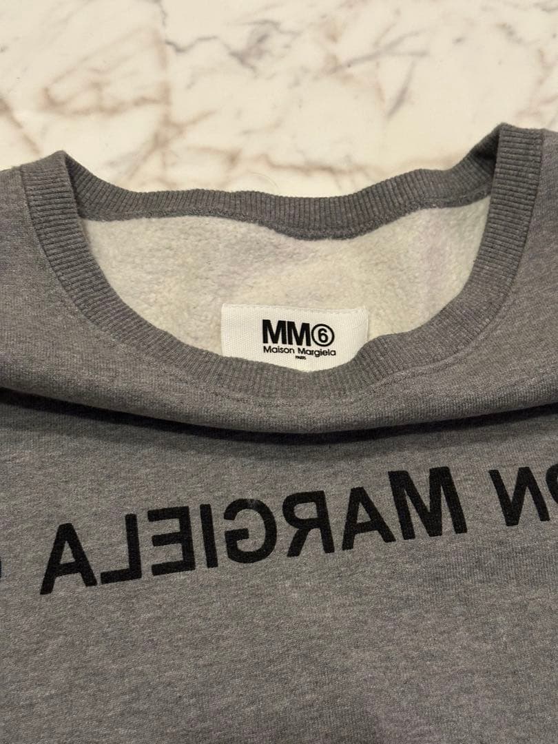 MM6 リバースロゴ　スウェット