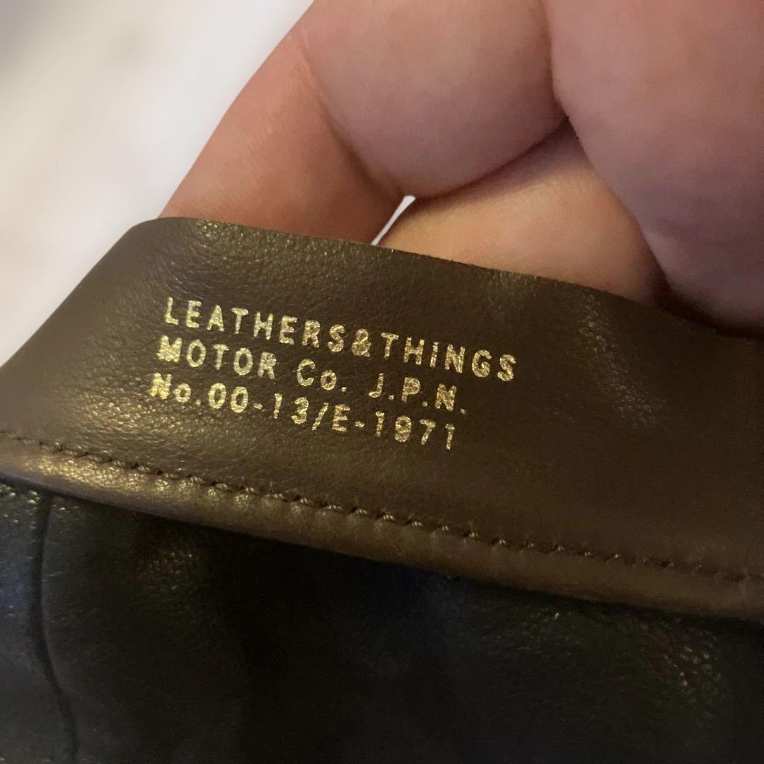 MOTO leather レザーキャスケット 黒と白 ストライプ