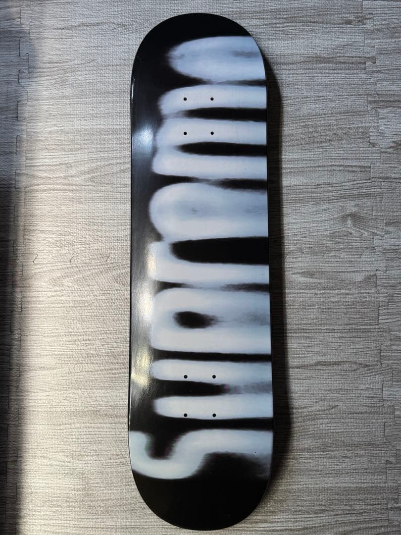 Supreme Blurred Logo Skateboard ブラック
