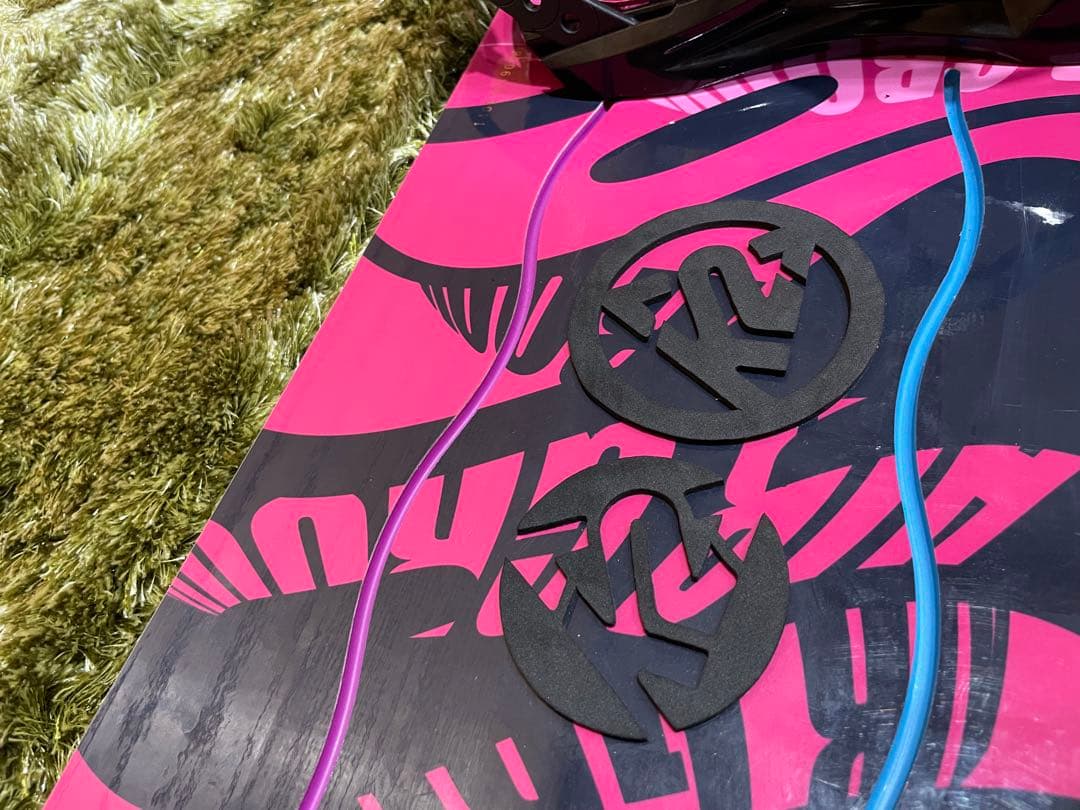 レディース　スノーボードセット　板　キスマーク　　140cm ビンディングk2