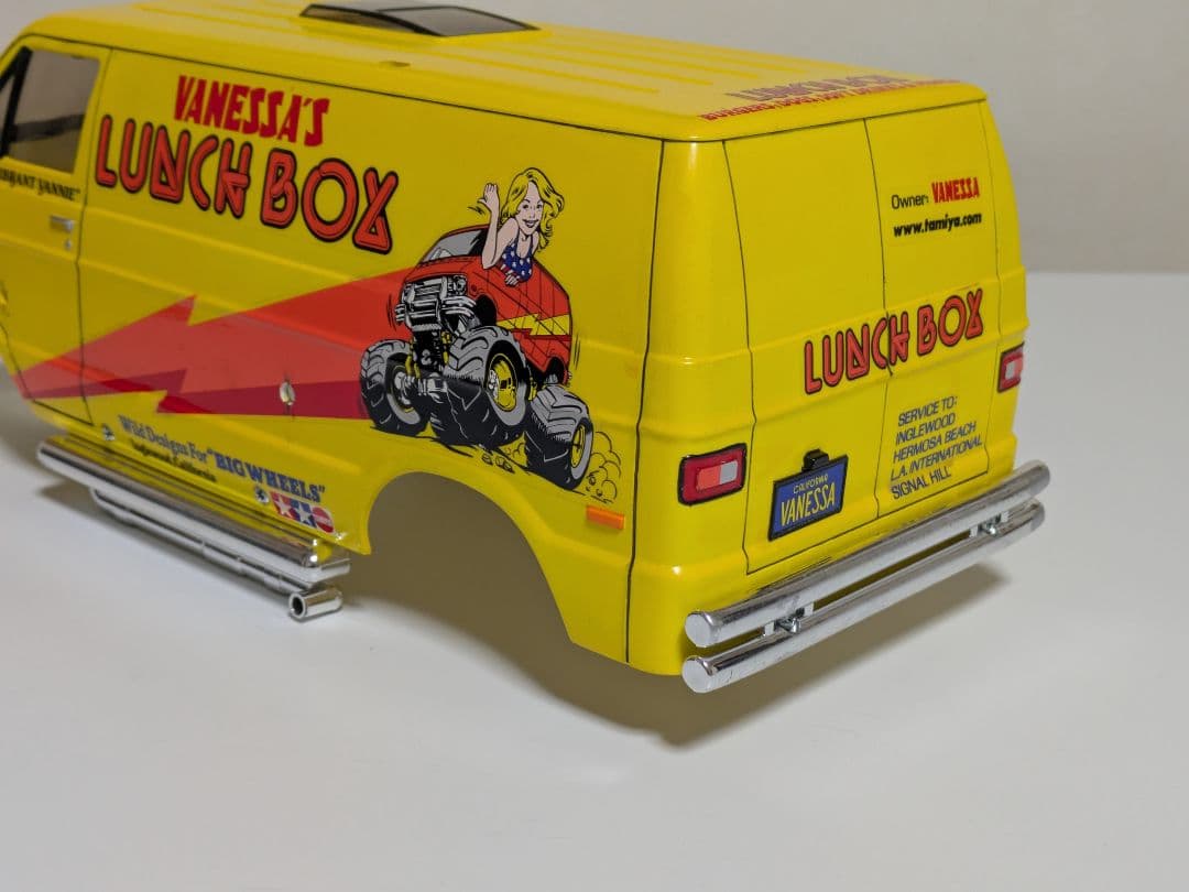 ★タイヤ★ランチボックス シャーシ未使用品 アルミボディマウント 純正メカ付き