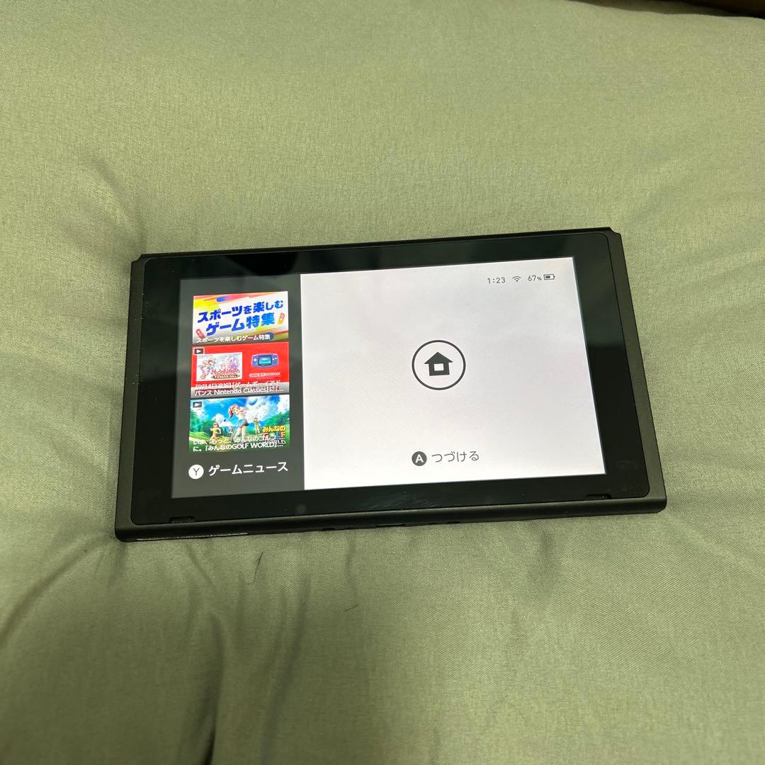 美品　ニンテンドースイッチ 本体 のみ　2019年製