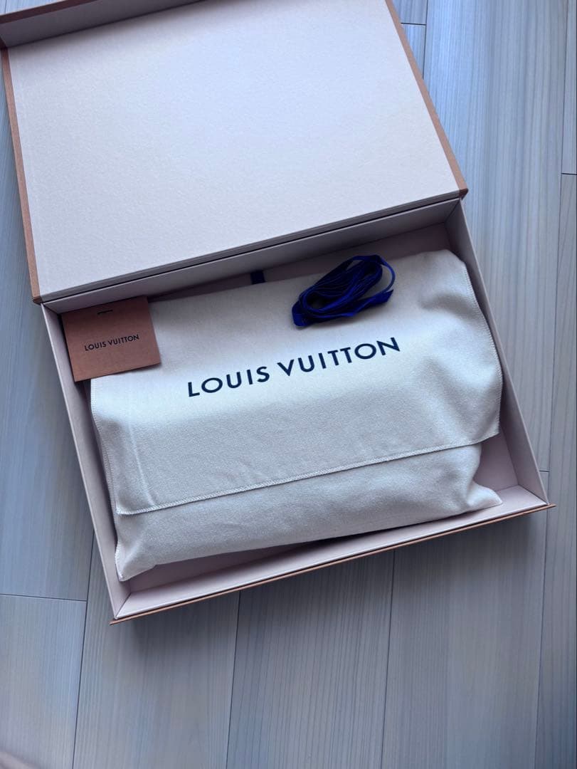 プ*ラ様 新品ルイヴィトンLOUIS VUITTON ファーマフラー　ピンク