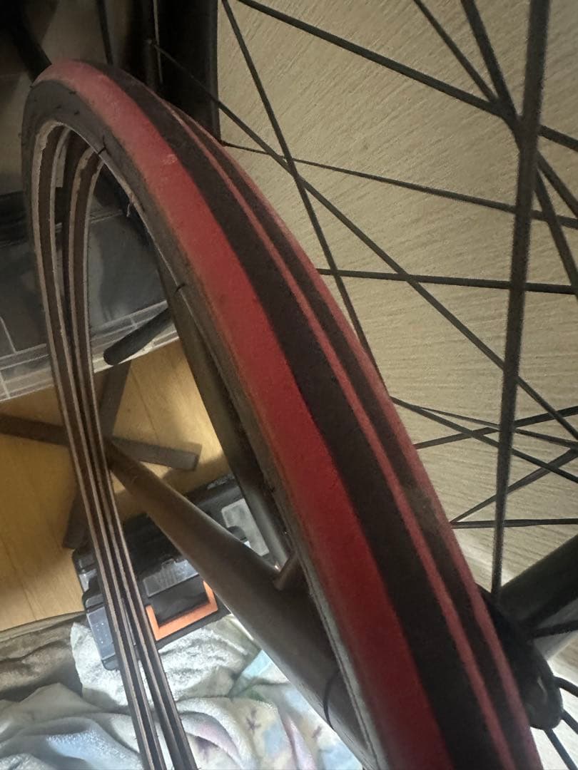 カーボンホイール　タイヤセット クイックリリース付き