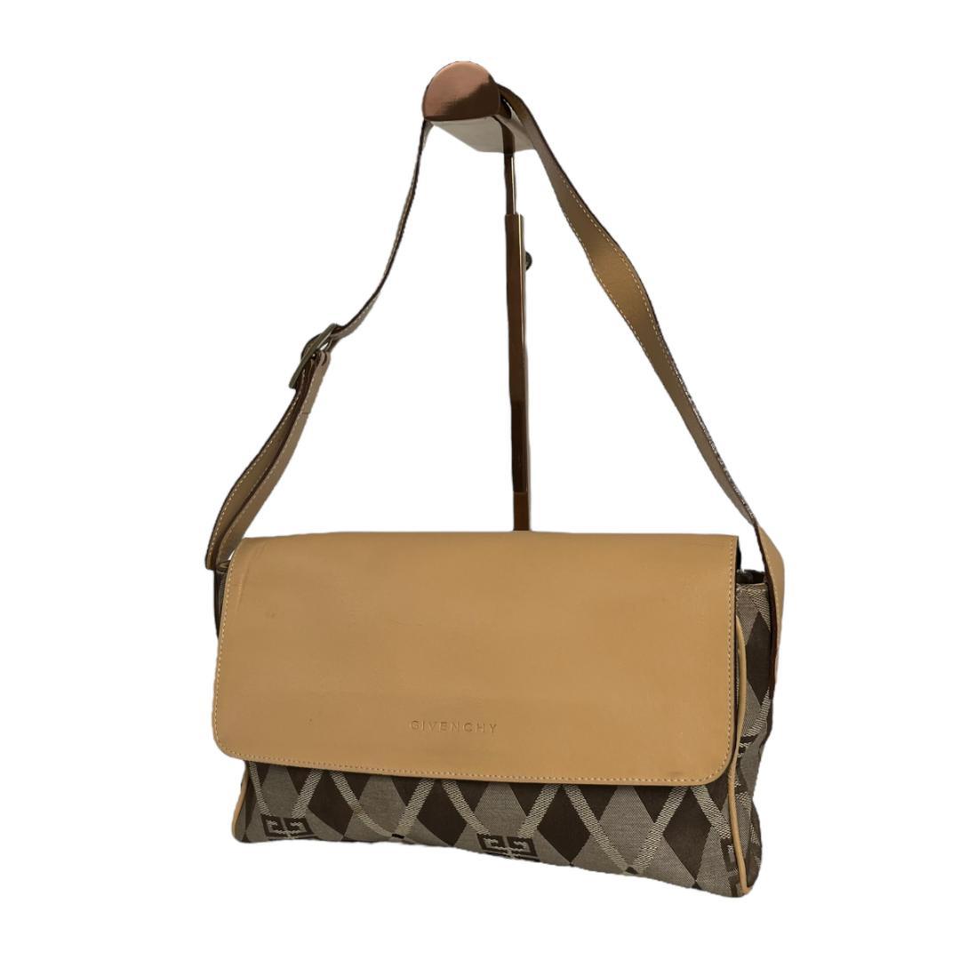 バッグ Givenchy 4G Beige One-Shoulder Bag