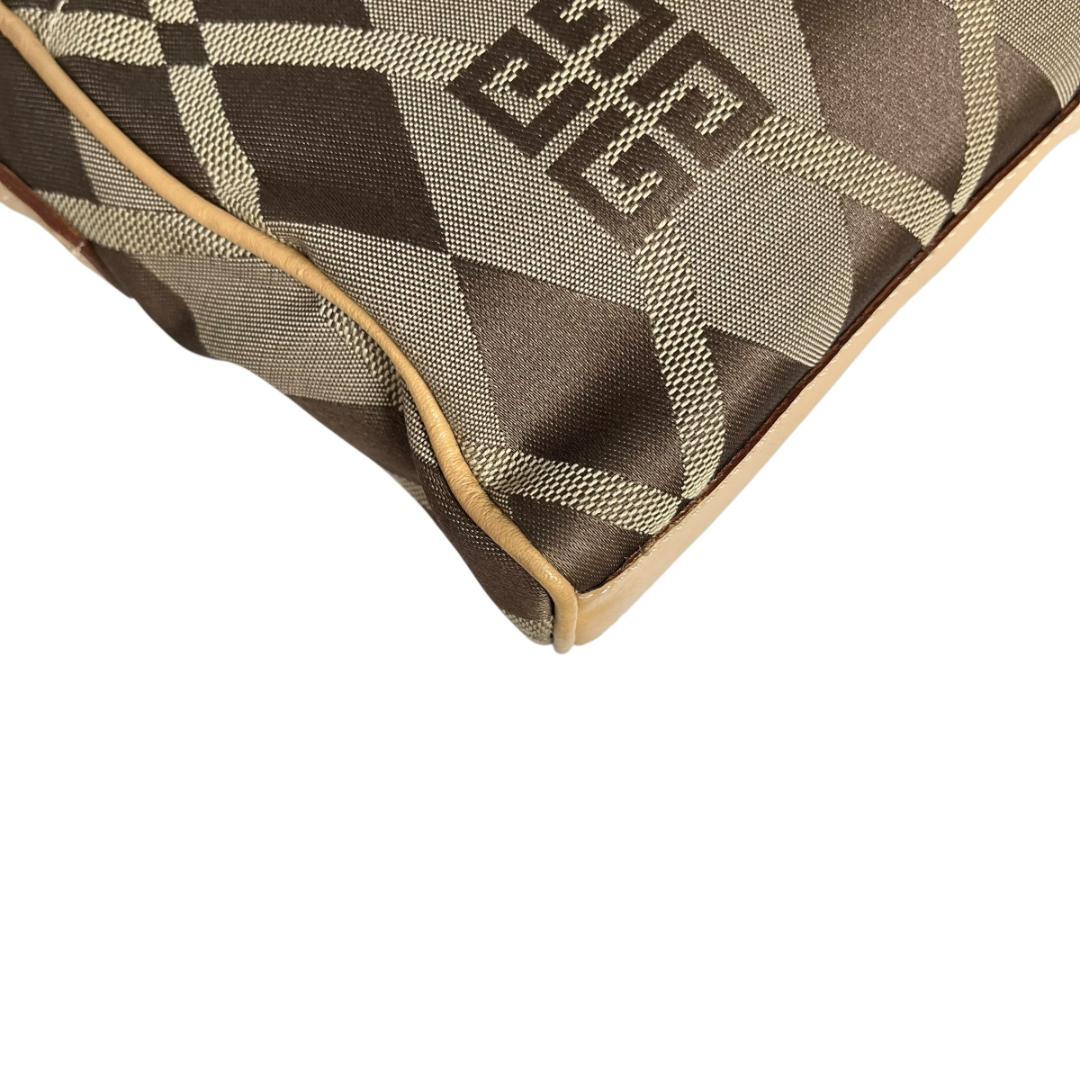 バッグ Givenchy 4G Beige One-Shoulder Bag