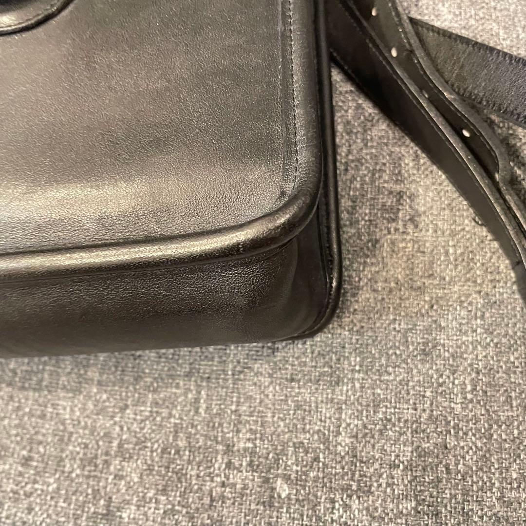 オールドコーチ　ショルダーバッグ　ターンロック　ブラック