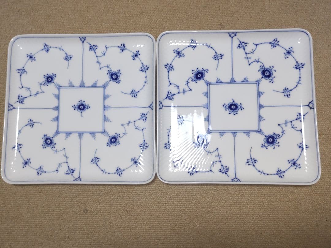 ロイヤルコペンハーゲン　ブルーフルーテッドプレイン　スクエアディッシュ　２枚