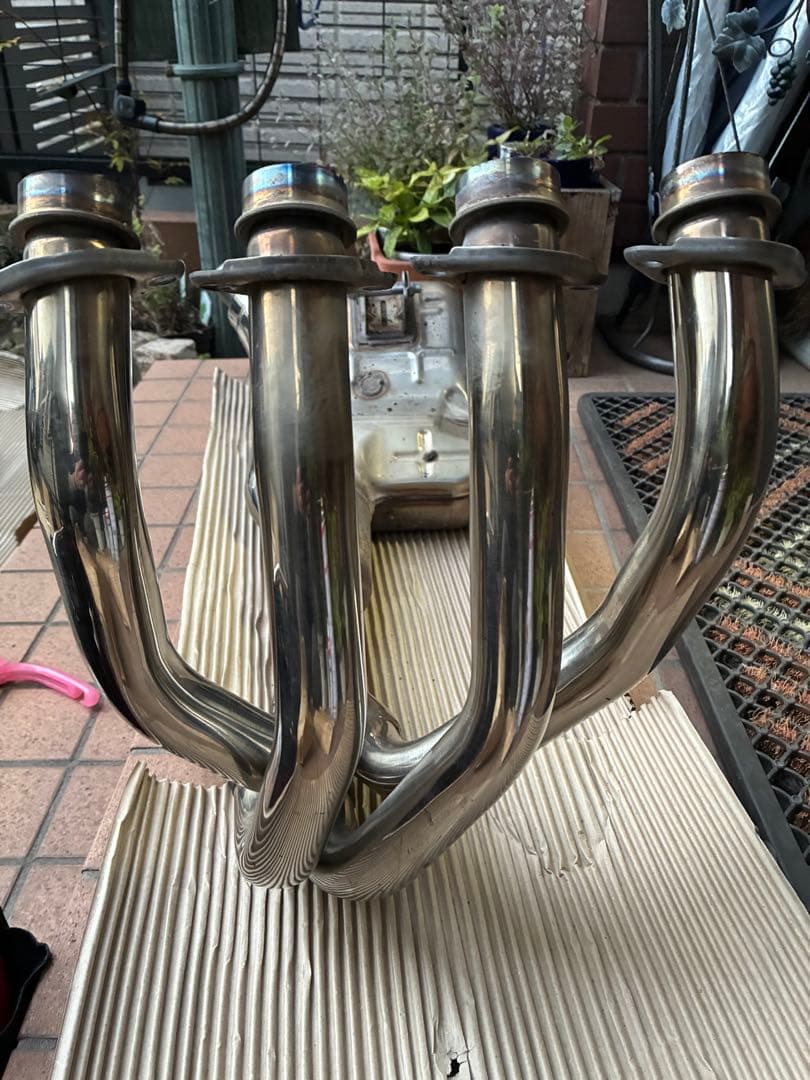 z900rs 2024年モデル　純正マフラー