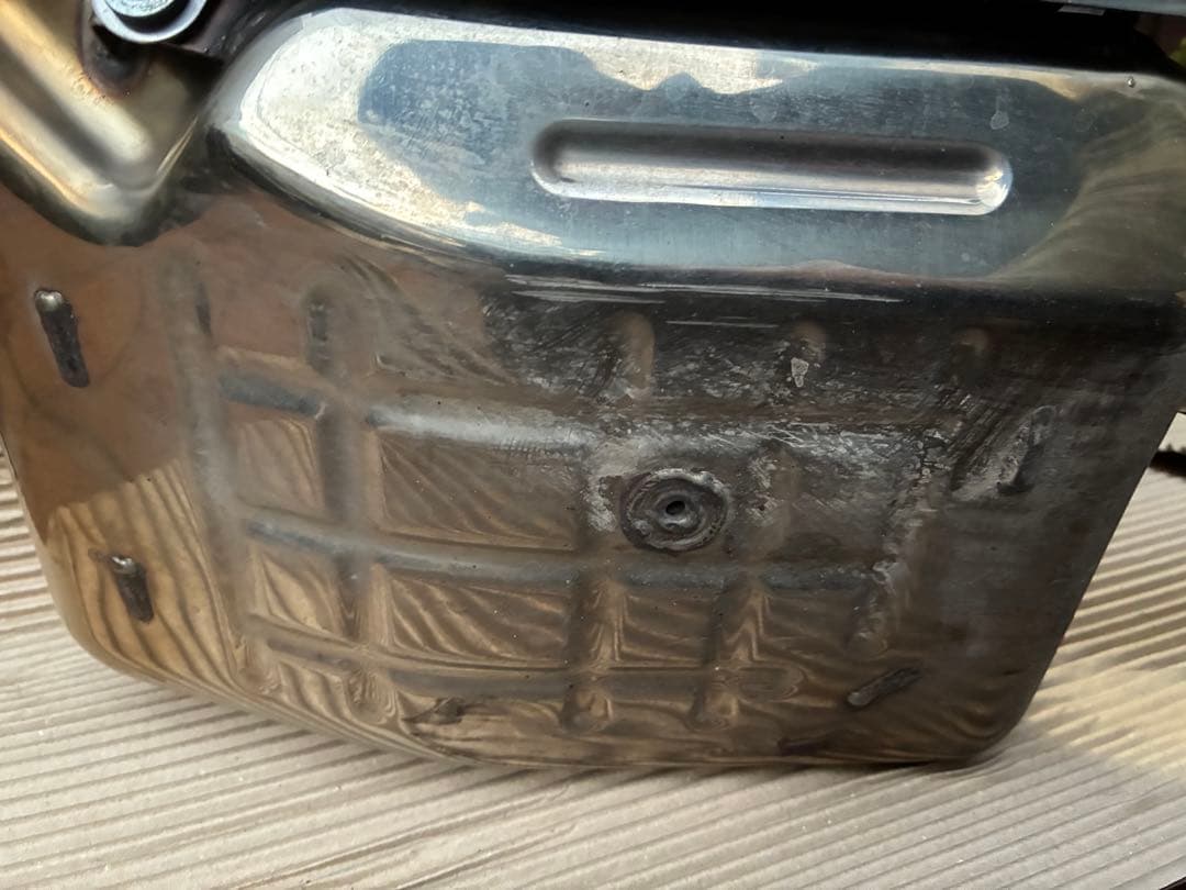 z900rs 2024年モデル　純正マフラー