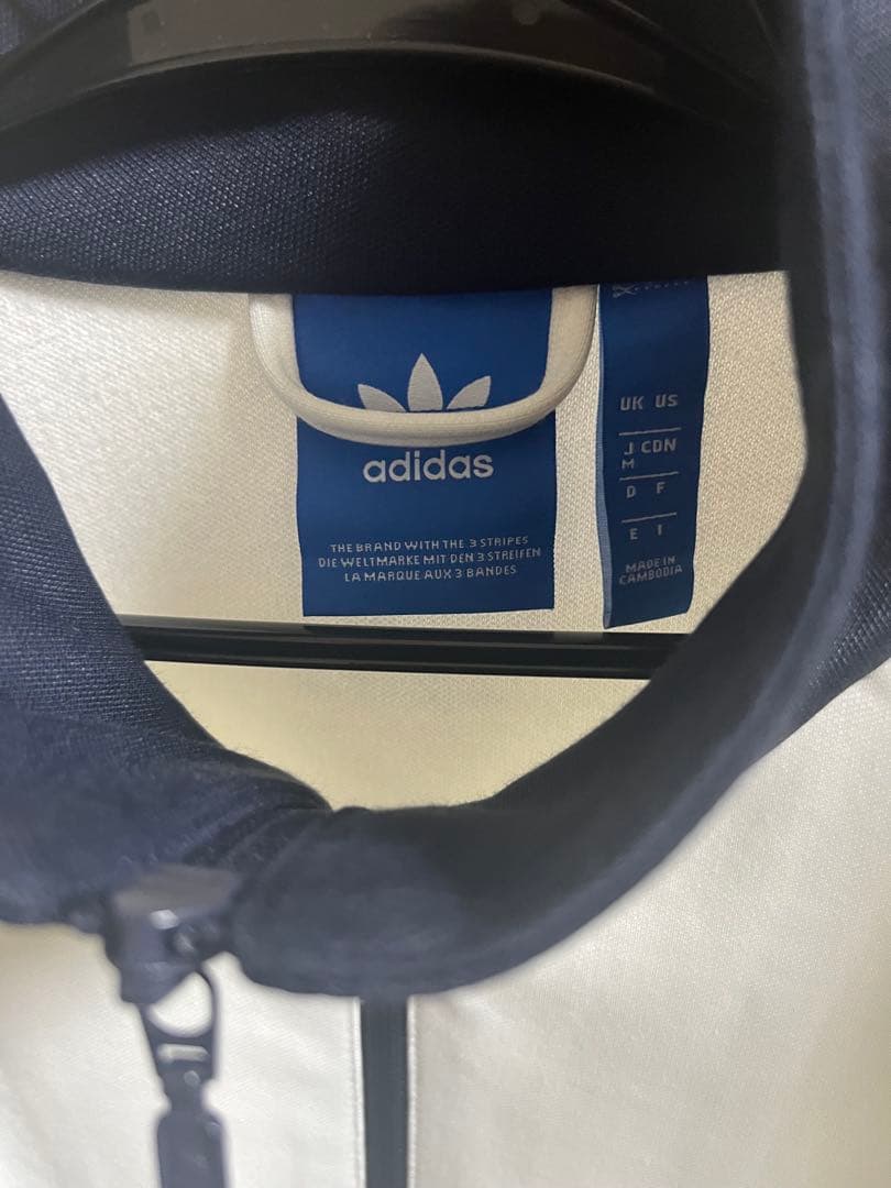 アディダス adidas オリジナルス　M