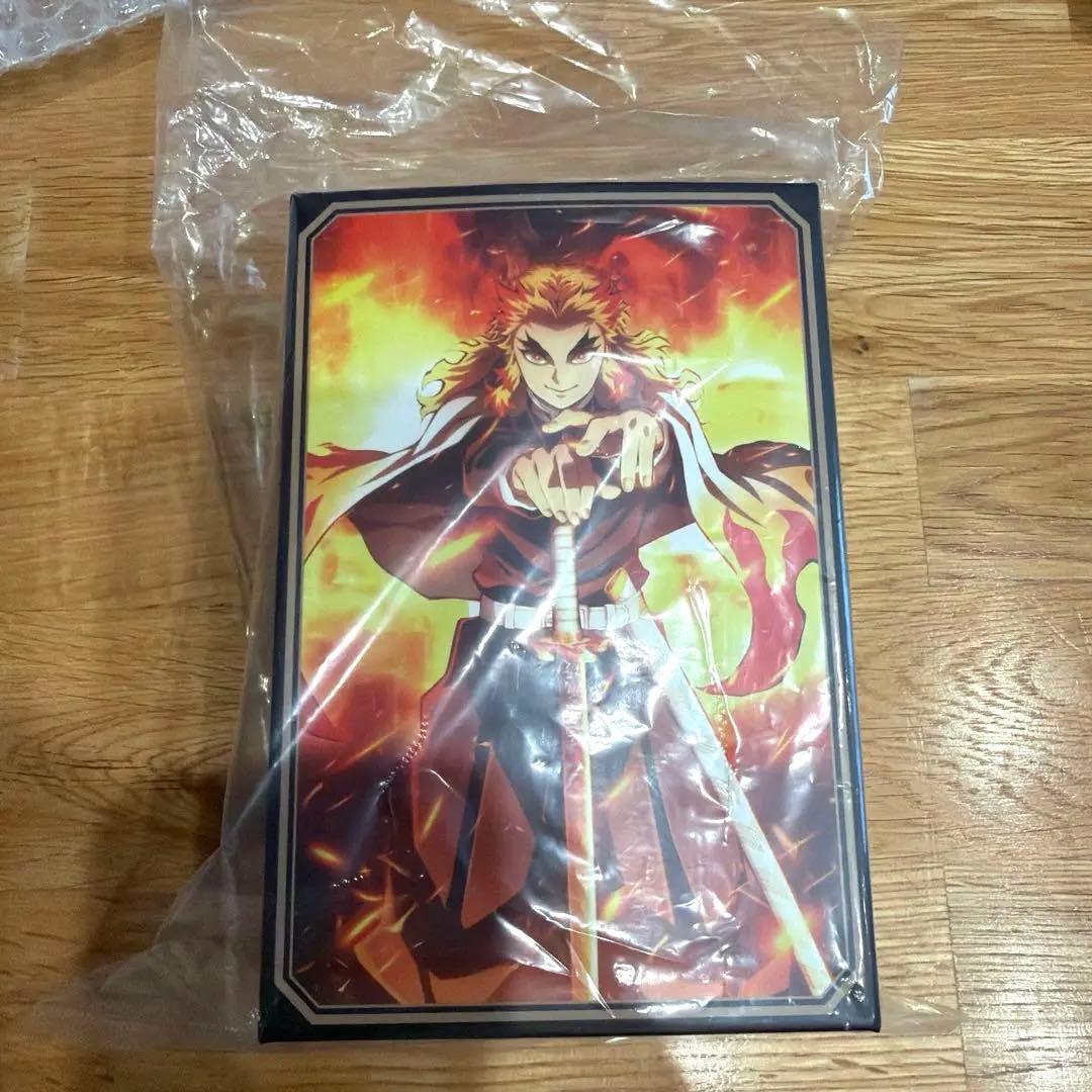 鬼滅の刃　煉獄杏寿郎モデル　ワイヤレスイヤホン　新品　未使用品　最終値下げ