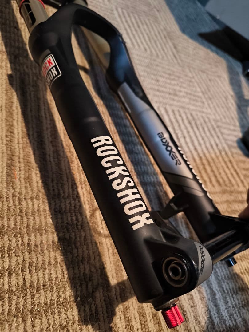 ROCKSHOX Boxxerサスペンションフォーク 26インチ