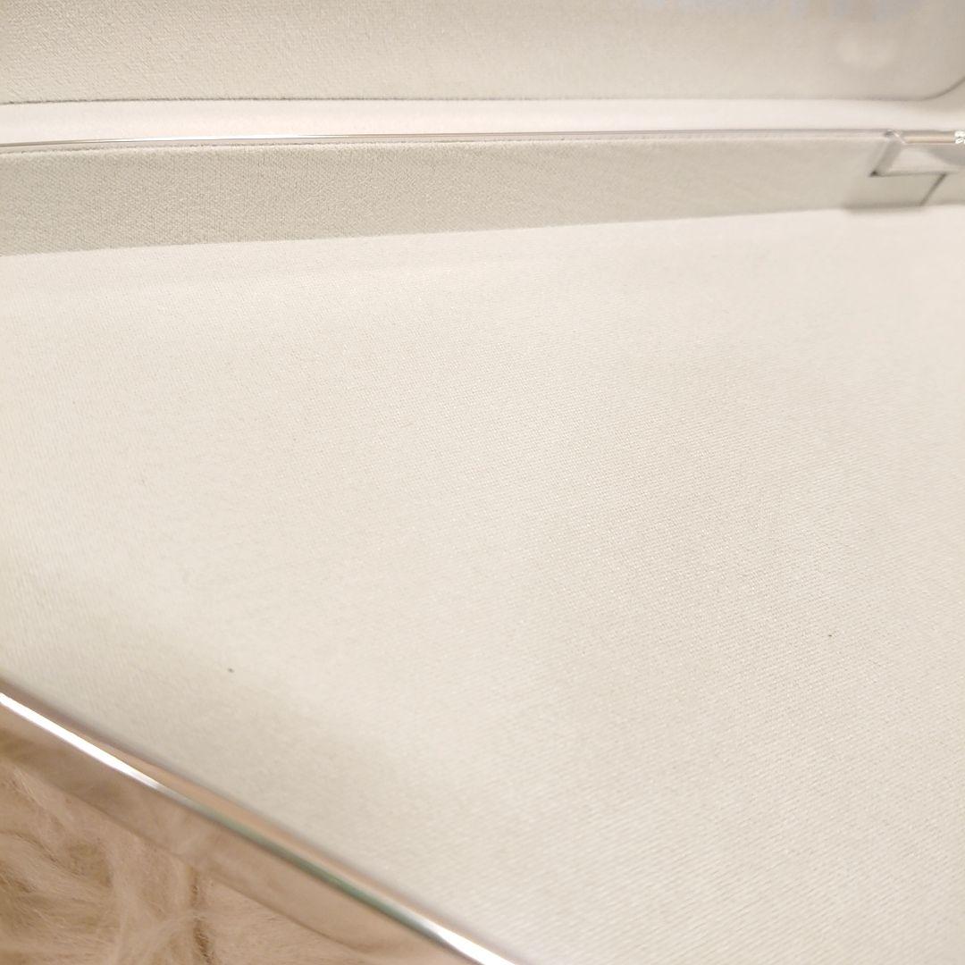 PRADA クリスマスコフレ 2025 ホリデー クラッチ