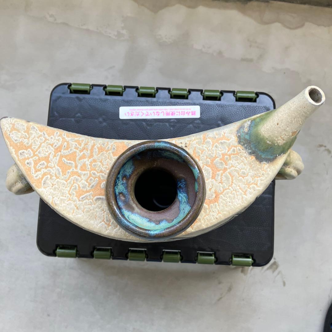 金城次郎　抱瓶