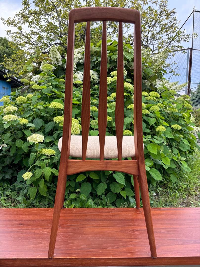 北欧家具　チーク材　ダイニングチェア①