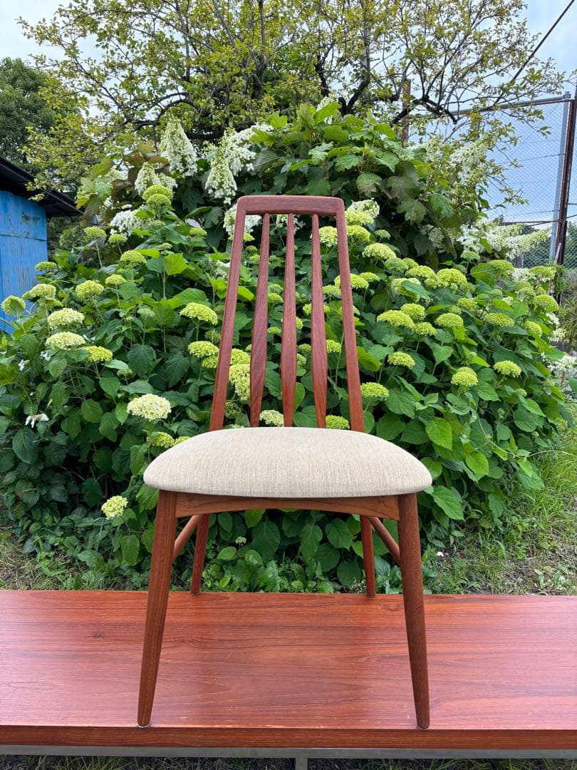 北欧家具　チーク材　ダイニングチェア①