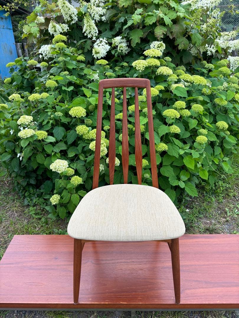 北欧家具　チーク材　ダイニングチェア①