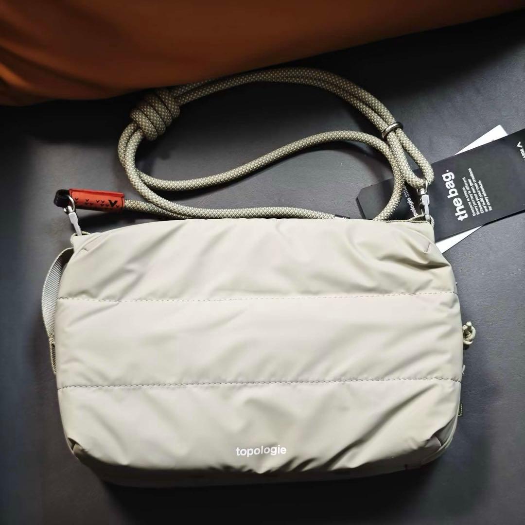 Topologie トポロジー クラウドバッグ ショルダーバッグ ベージュ ﻿