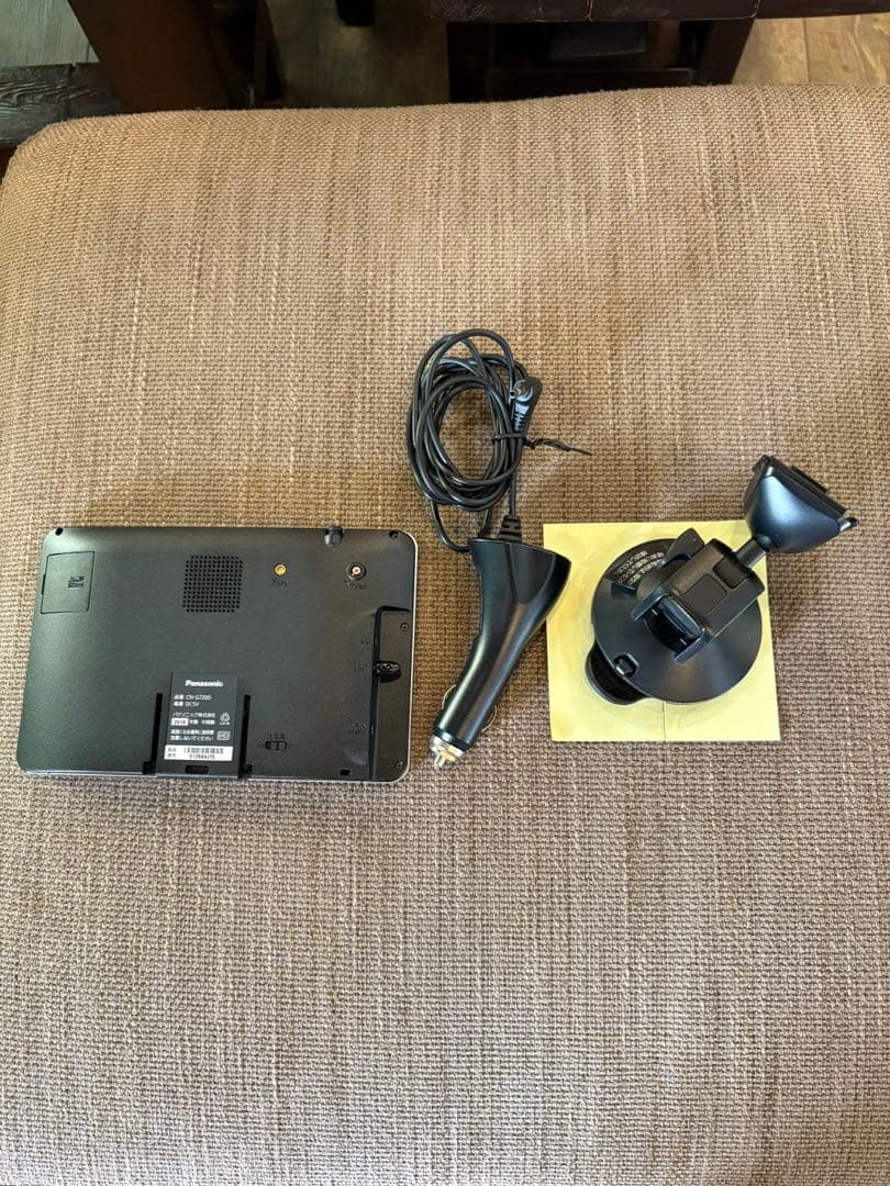 ひ*ん様 パナソニック CN-G720D ポータブルナビ