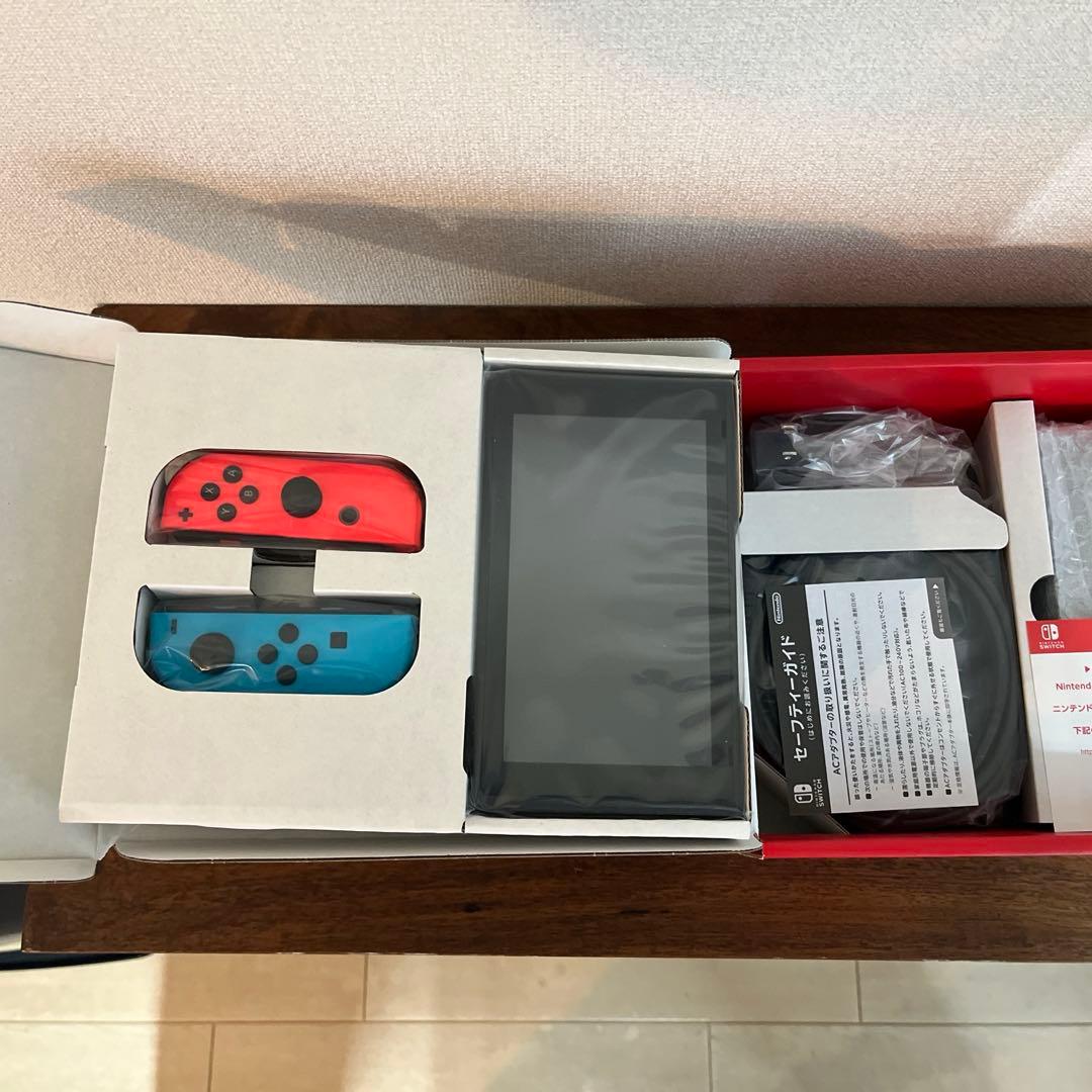 Nintendo Switch 本体 ネオンブルー/ネオンレッド